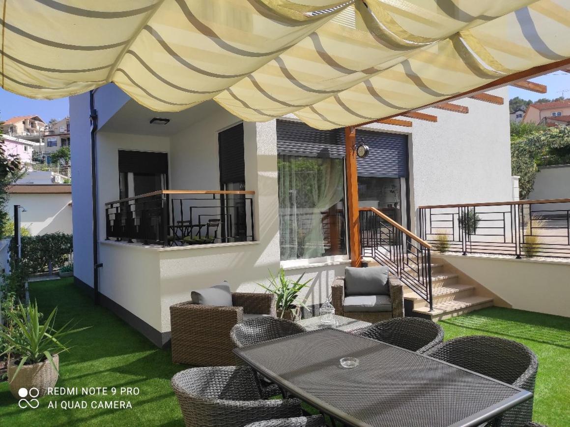 Villa Borna B20 Трогир Экстерьер фото